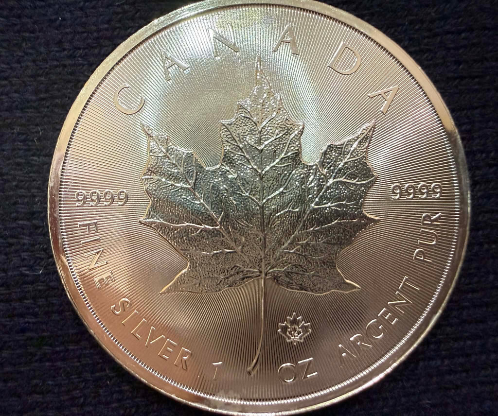 1 oz Canadian Silver Maple Leaf Bullion Coin