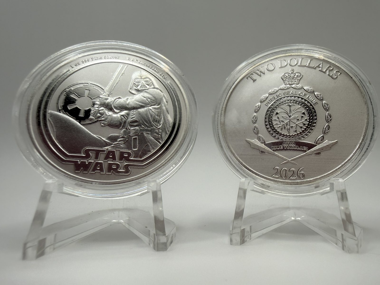 Skip to the end of the images gallery Skip to the beginning of the images gallery 2026 1 oz Niue Star Wars Darth Vader .999 Silver BU Coin